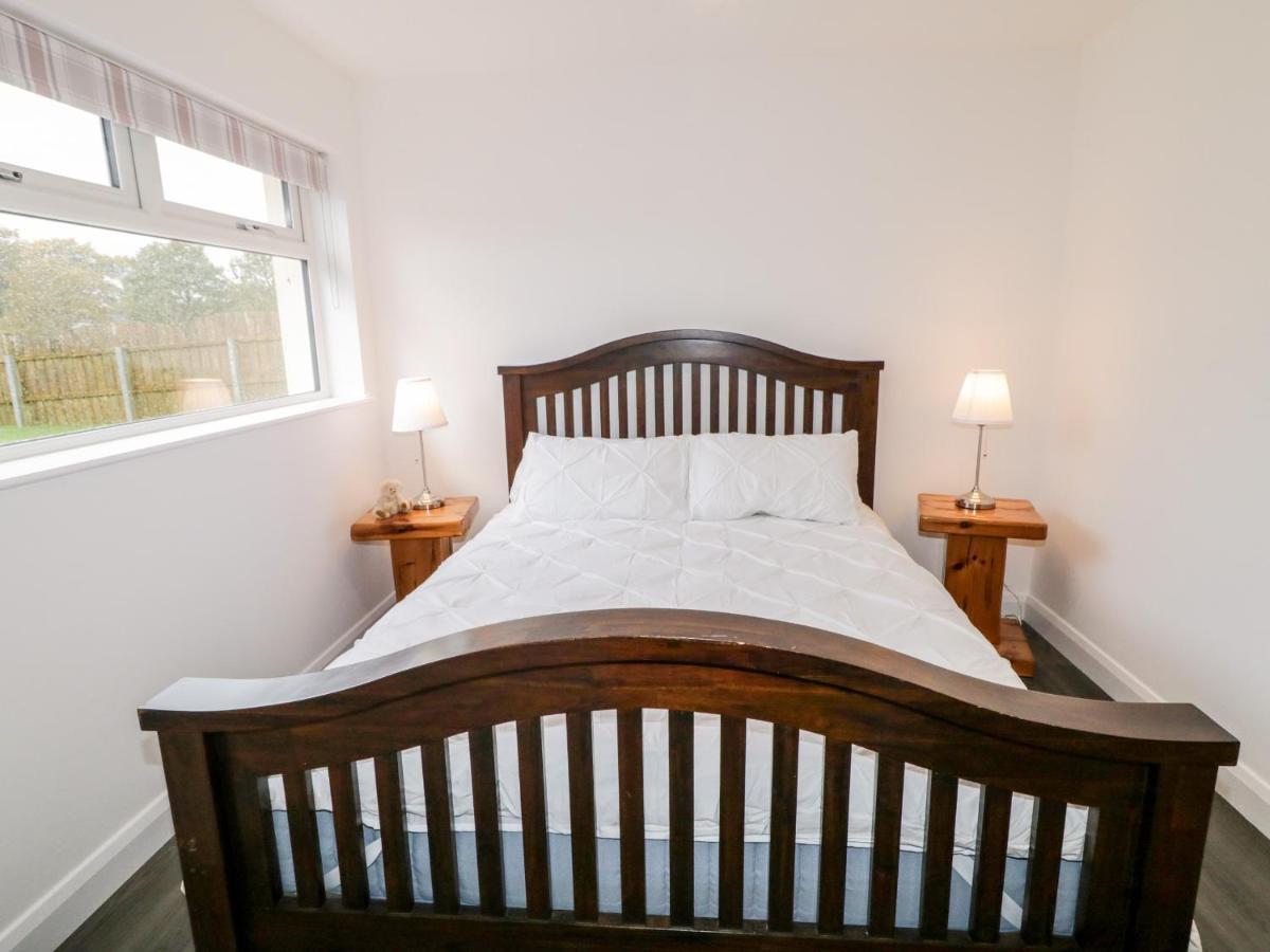 19A Lismenary Road Villa Ballyclare Екстериор снимка